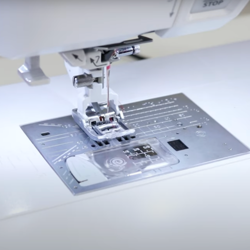 Janome Atelier 7AE