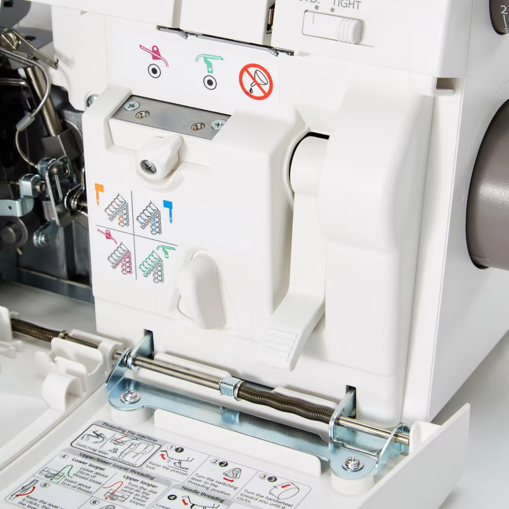 Janome AT2000D