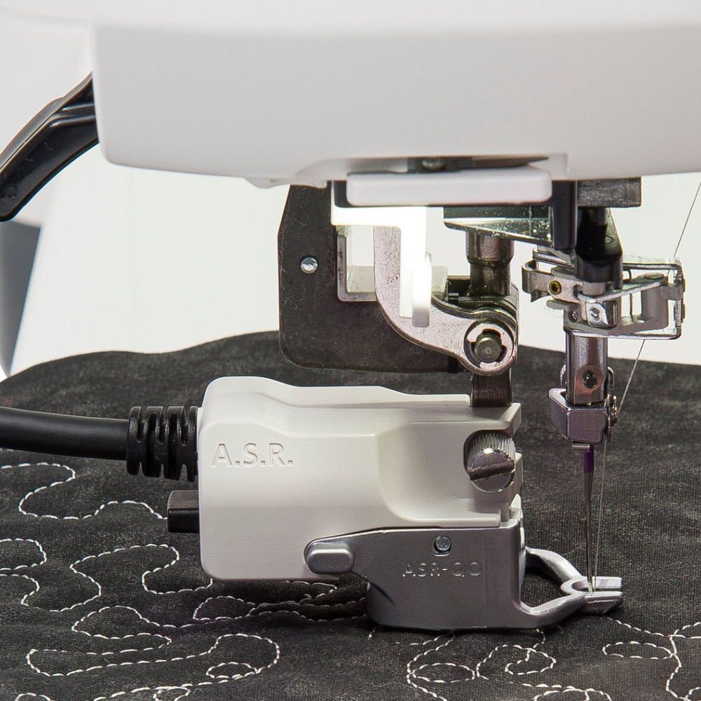 Janome Continental M8 Professional
