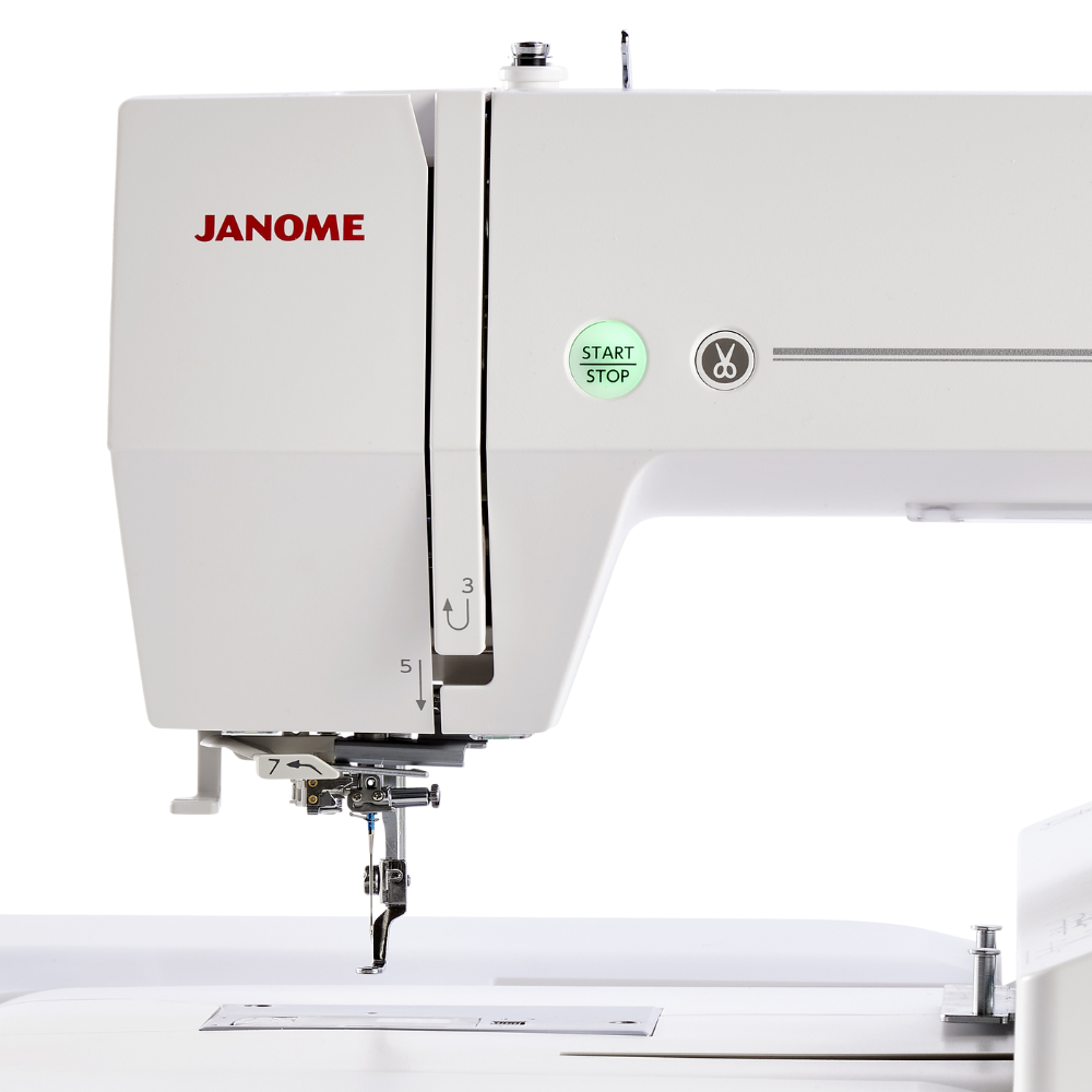 Janome MC550E LE + FREE Software worth £379