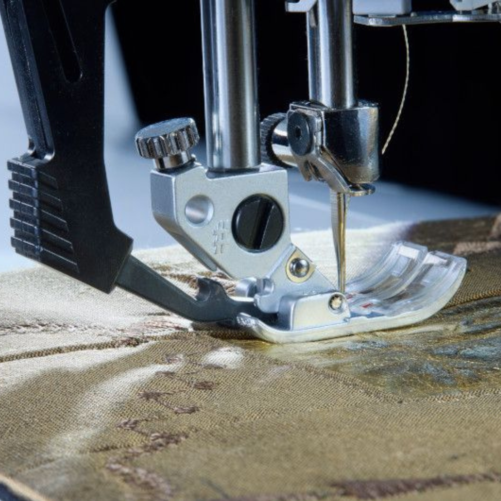 Pfaff Quilt Expression 725 Sewing Machine