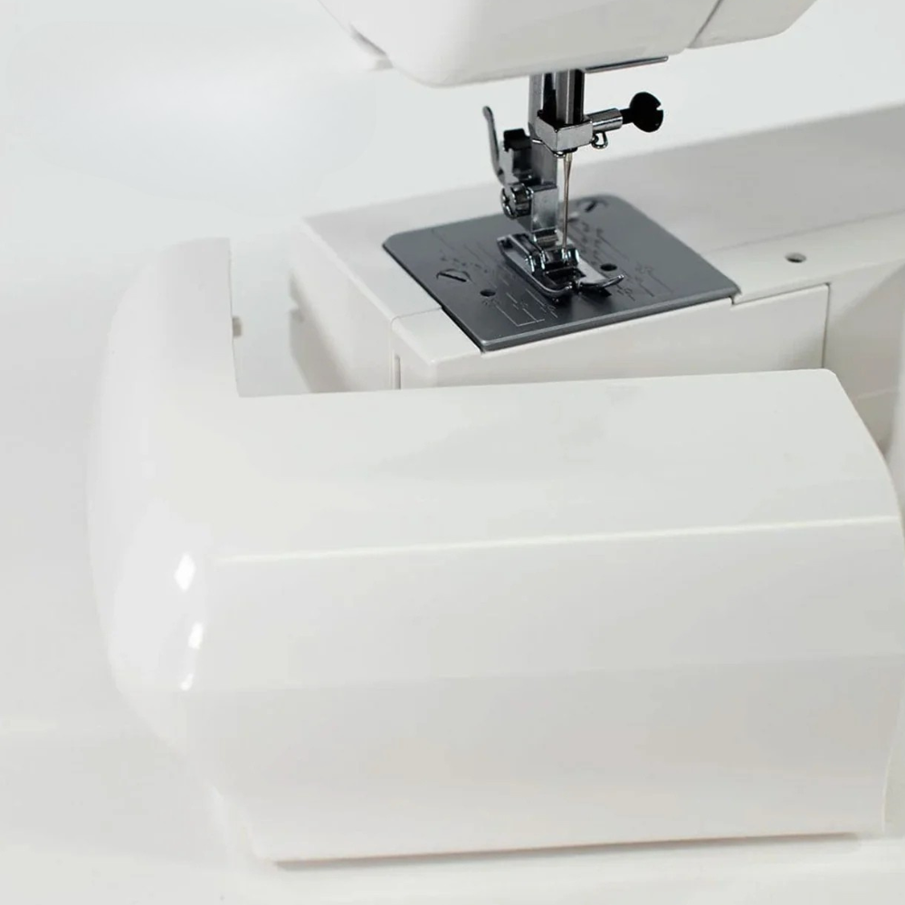 Janome J3-18 +  FREE Fashion & Finishing kit