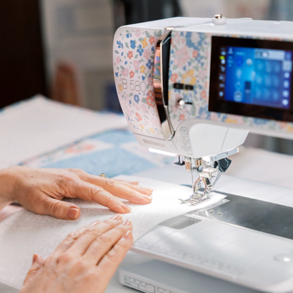 NEW Bernina 580 Liberty Edition
