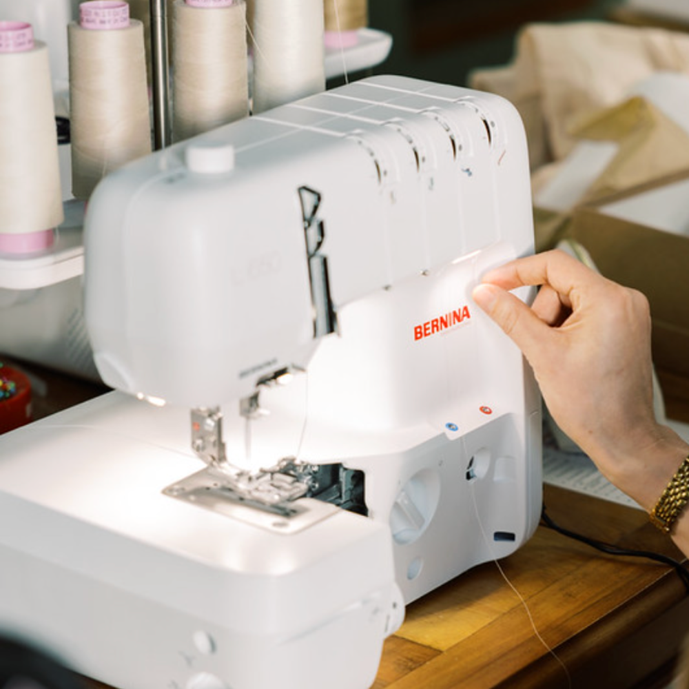 Bernina L 620 Coverstitch
