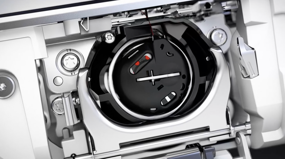 Bernina 770 QE PLUS Sewing Machine