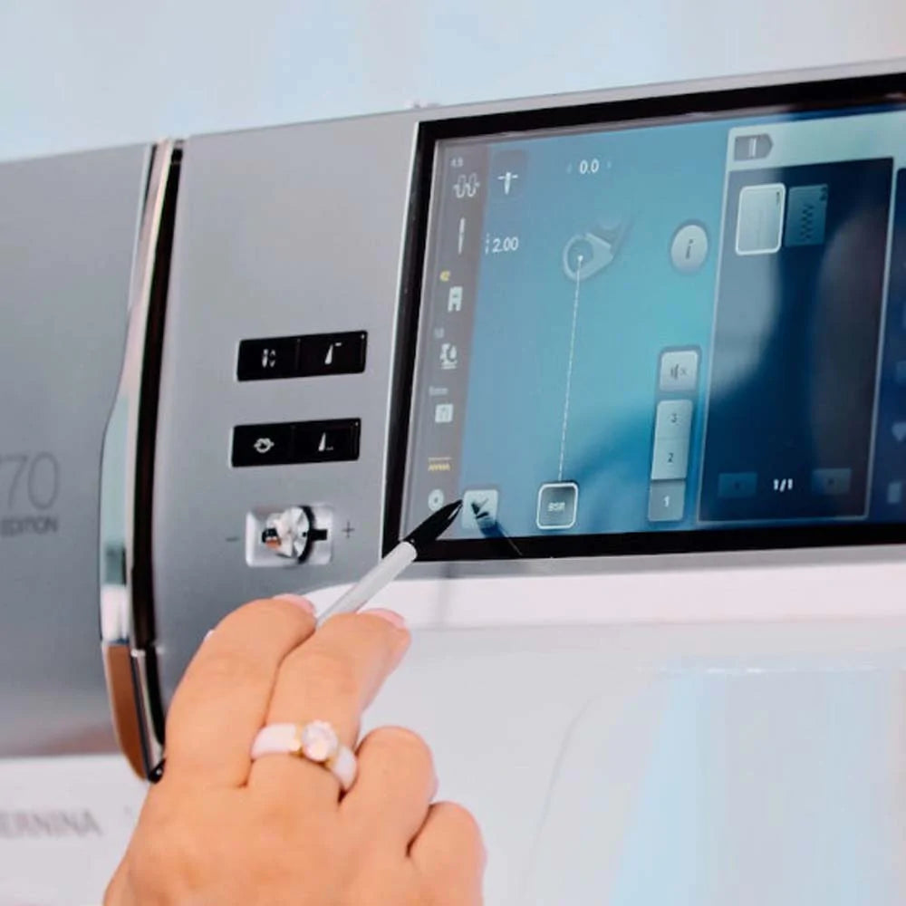 Bernina 770 QE PLUS Sewing Machine